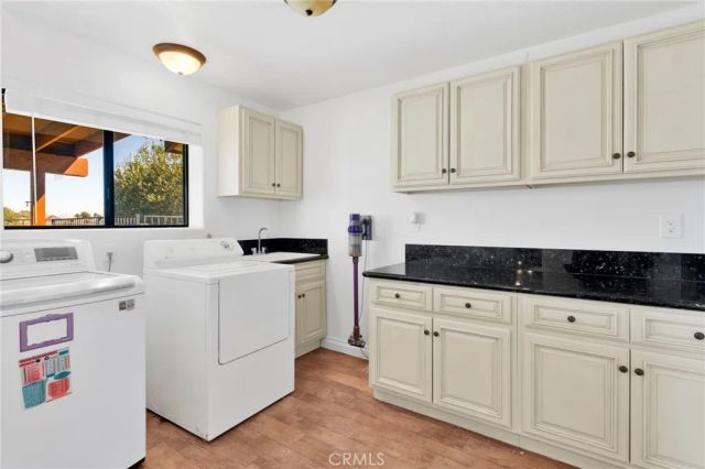 18186 Bangor, Hesperia, CA 92345