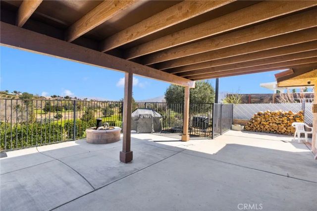 18186 Bangor, Hesperia, CA 92345