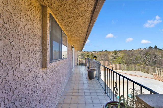 18186 Bangor, Hesperia, CA 92345