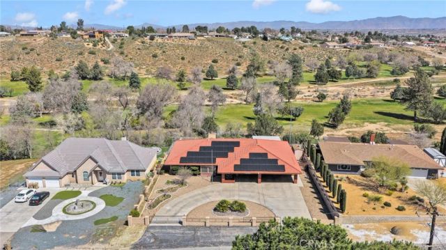 18186 Bangor, Hesperia, CA 92345