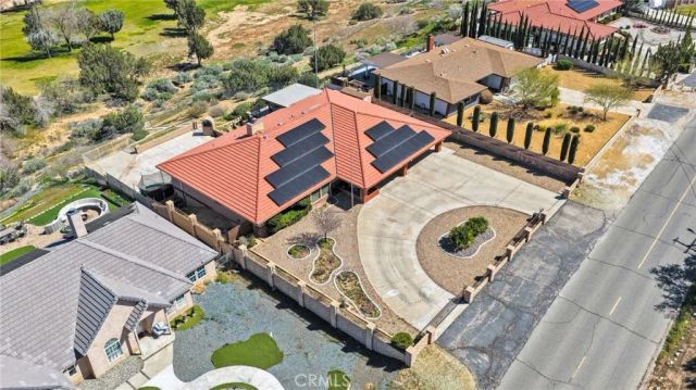 18186 Bangor, Hesperia, CA 92345