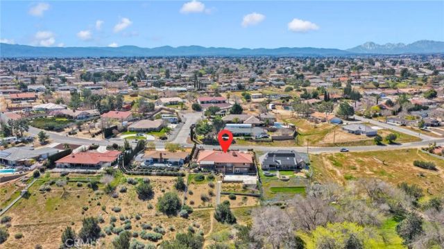18186 Bangor, Hesperia, CA 92345