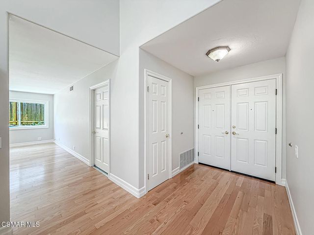 194 Charro Avenue, Thousand Oaks, CA 91320