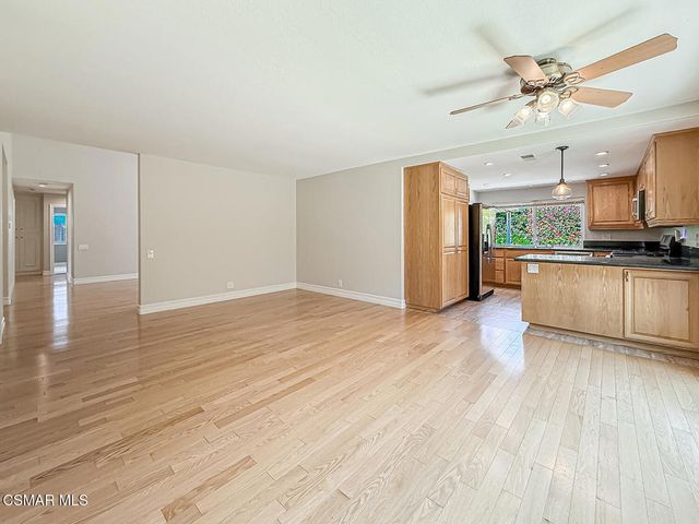 194 Charro Avenue, Thousand Oaks, CA 91320