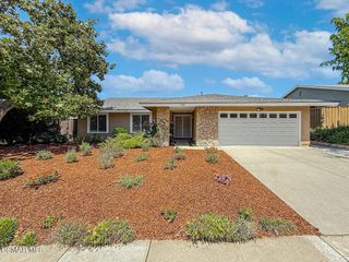 194 Charro Avenue, Thousand Oaks, CA 91320