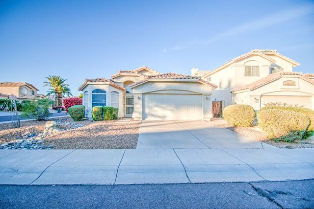 3216 E Muirwood Drive, Phoenix, AZ 85048