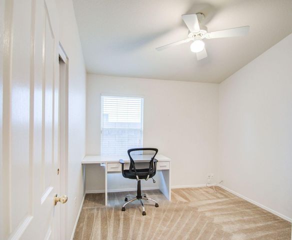 3216 E Muirwood Drive, Phoenix, AZ 85048