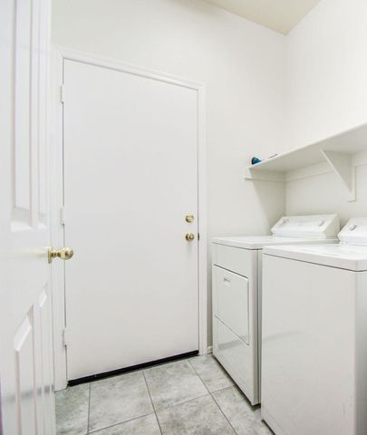 3216 E Muirwood Drive, Phoenix, AZ 85048