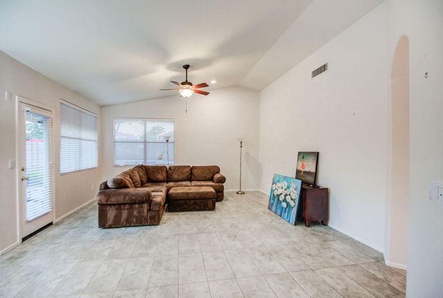 3216 E Muirwood Drive, Phoenix, AZ 85048