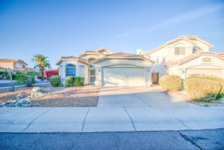 3216 E Muirwood Drive, Phoenix, AZ 85048