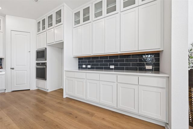 16518 Texas Hill Country Road, Cypress, TX 77433