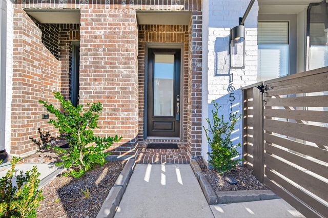 16518 Texas Hill Country Road, Cypress, TX 77433