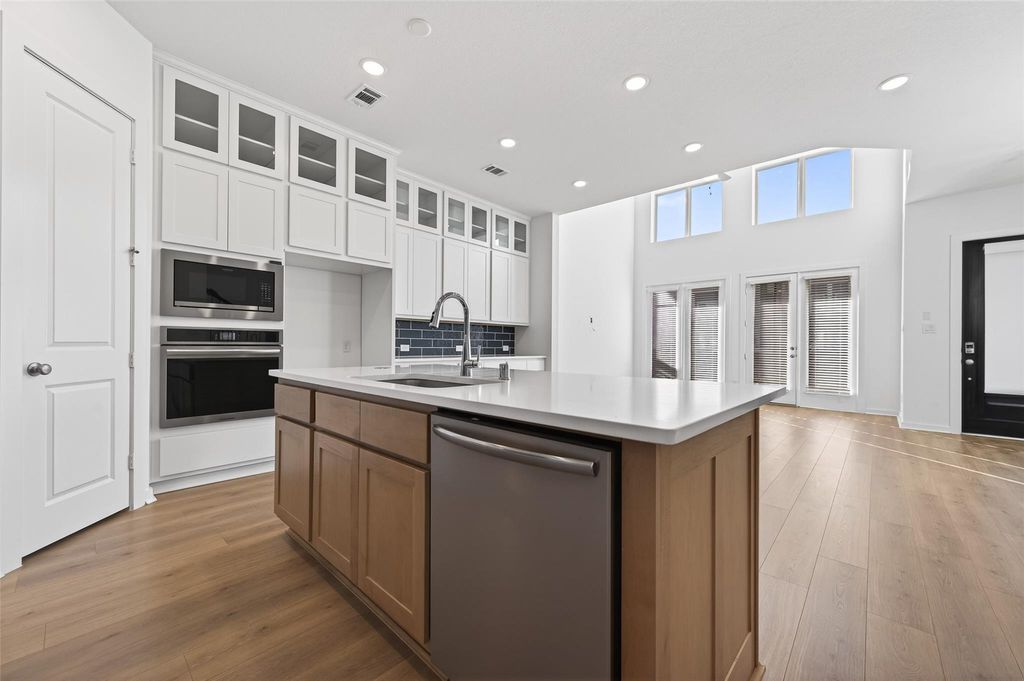 16518 Texas Hill Country Road, Cypress, TX 77433