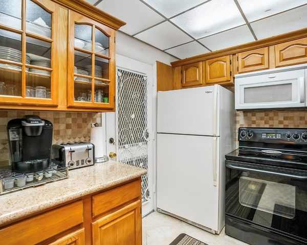 16750 NE 14th Avenue 212, Miami, FL 33162