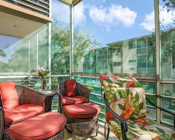 16750 NE 14th Avenue 212, Miami, FL 33162