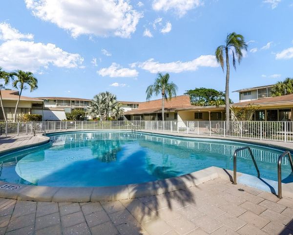 16750 NE 14th Avenue 212, Miami, FL 33162