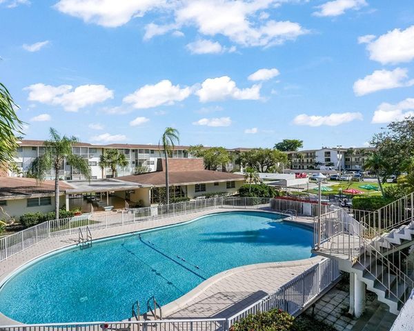 16750 NE 14th Avenue 212, Miami, FL 33162