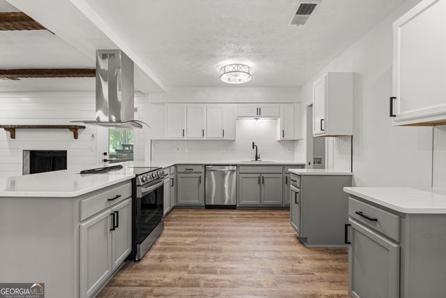 2708 WHITE CHAPEL Drive, Columbus, GA 31907