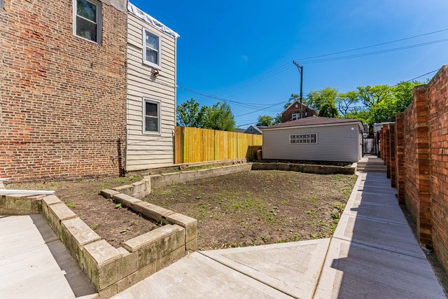 2231 S Drake Avenue, Chicago, IL 60623