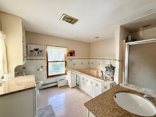 912-918 Hollow Road, Salt Point, NY 12578