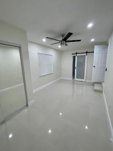 1809 NW 13th Court, Fort Lauderdale, FL 33311