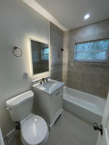 1809 NW 13th Court, Fort Lauderdale, FL 33311