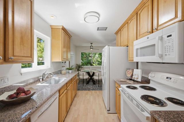 420 Alberto Way 41, Los Gatos, CA 95032