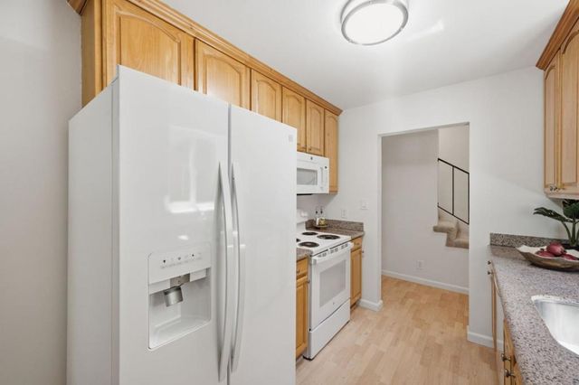 420 Alberto Way 41, Los Gatos, CA 95032