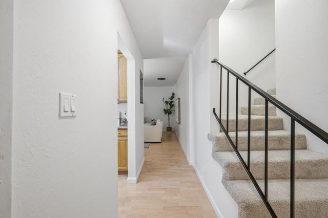 420 Alberto Way 41, Los Gatos, CA 95032