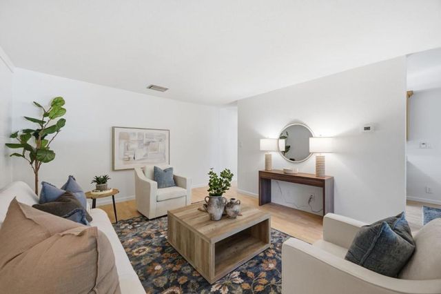 420 Alberto Way 41, Los Gatos, CA 95032