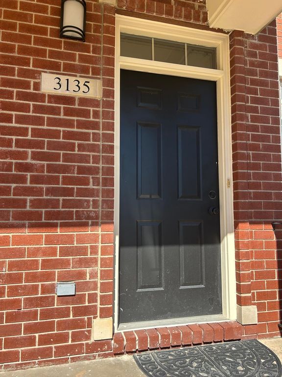 3135 camden Drive, Troy, MI 48084