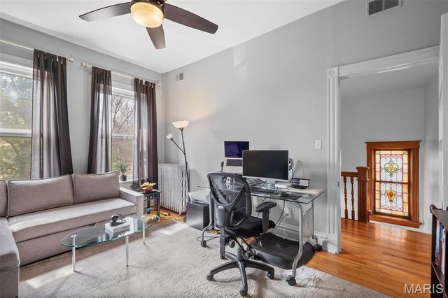 3241 Geyer Avenue, St Louis, MO 63104