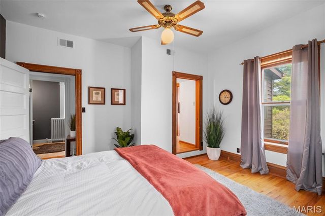 3241 Geyer Avenue, St Louis, MO 63104
