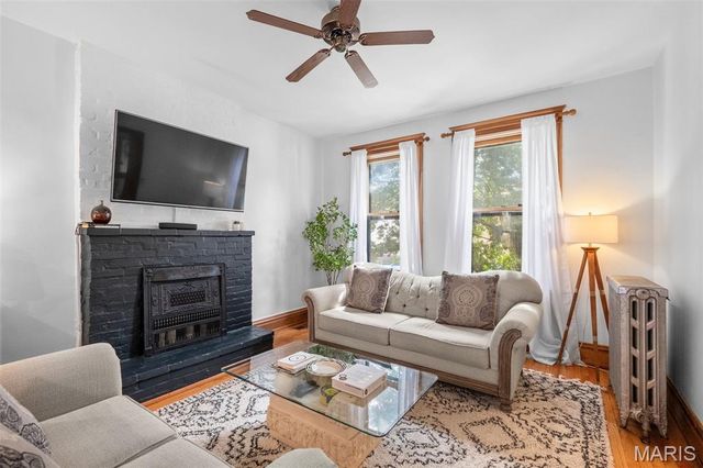 3241 Geyer Avenue, St Louis, MO 63104