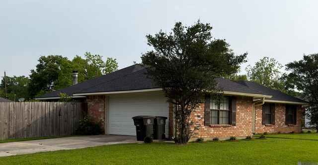 17611 Bevan Dr, Baton Rouge, LA 70817