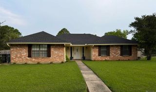 17611 Bevan Dr, Baton Rouge, LA 70817