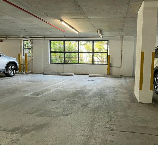 2650 SW 37 Ave 604, Coconut Grove, FL 33133