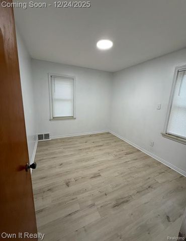 24910 Hickory Street, Dearborn, MI 48124