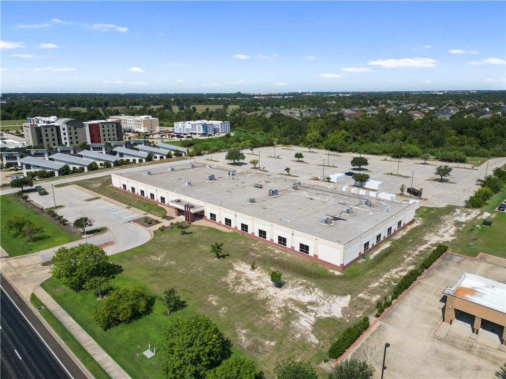3101 University Drive E, Bryan, TX 77802 — photo 2