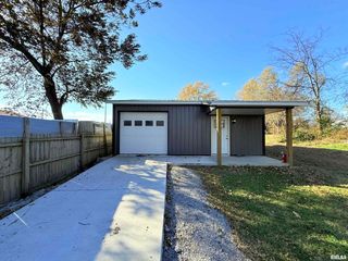 1523 S MCKINLEY Street, Harrisburg, IL 62946