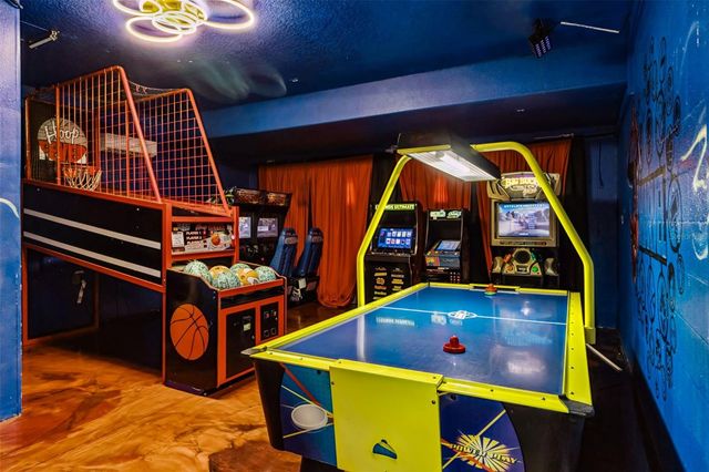 9027 SHADOW MOUNTAIN STREET, Davenport, FL 33896