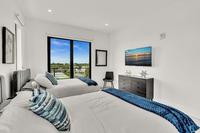 2100 Miami Road 403, Fort Lauderdale, FL 33316