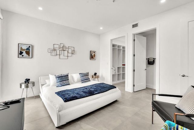 2100 Miami Road 403, Fort Lauderdale, FL 33316