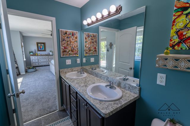 415 Edgewood Pass, Fenton, MI 48430