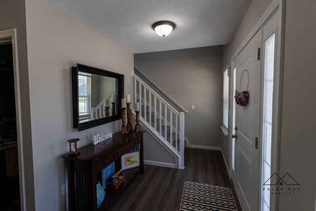 415 Edgewood Pass, Fenton, MI 48430
