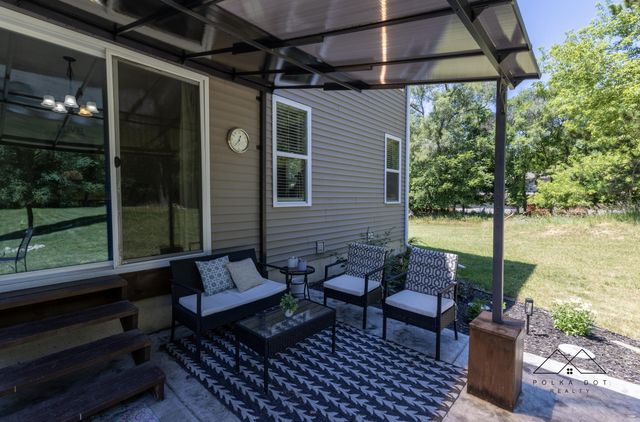 415 Edgewood Pass, Fenton, MI 48430