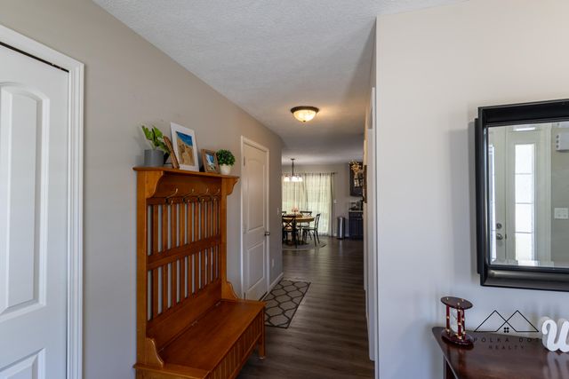 415 Edgewood Pass, Fenton, MI 48430