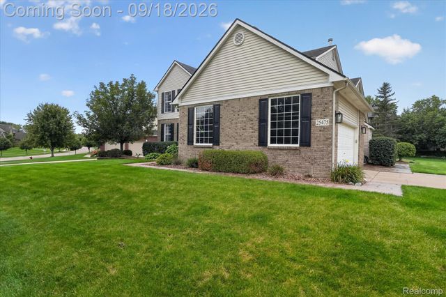 25475 Stanley Lane, Lyon Charter Township, MI 48178