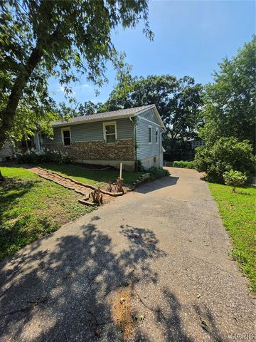 3887 Stone Ridge Court, Arnold, MO 63010