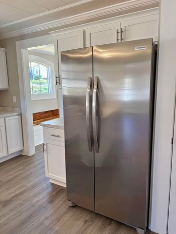 37 Bishop St, Inman, SC 29349